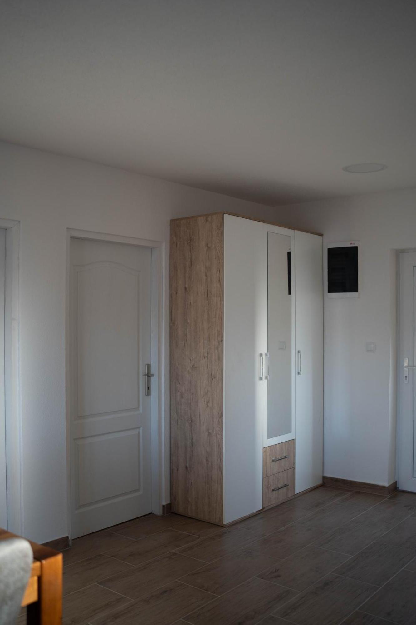 Apartmani Elegance Tuzla Exterior photo