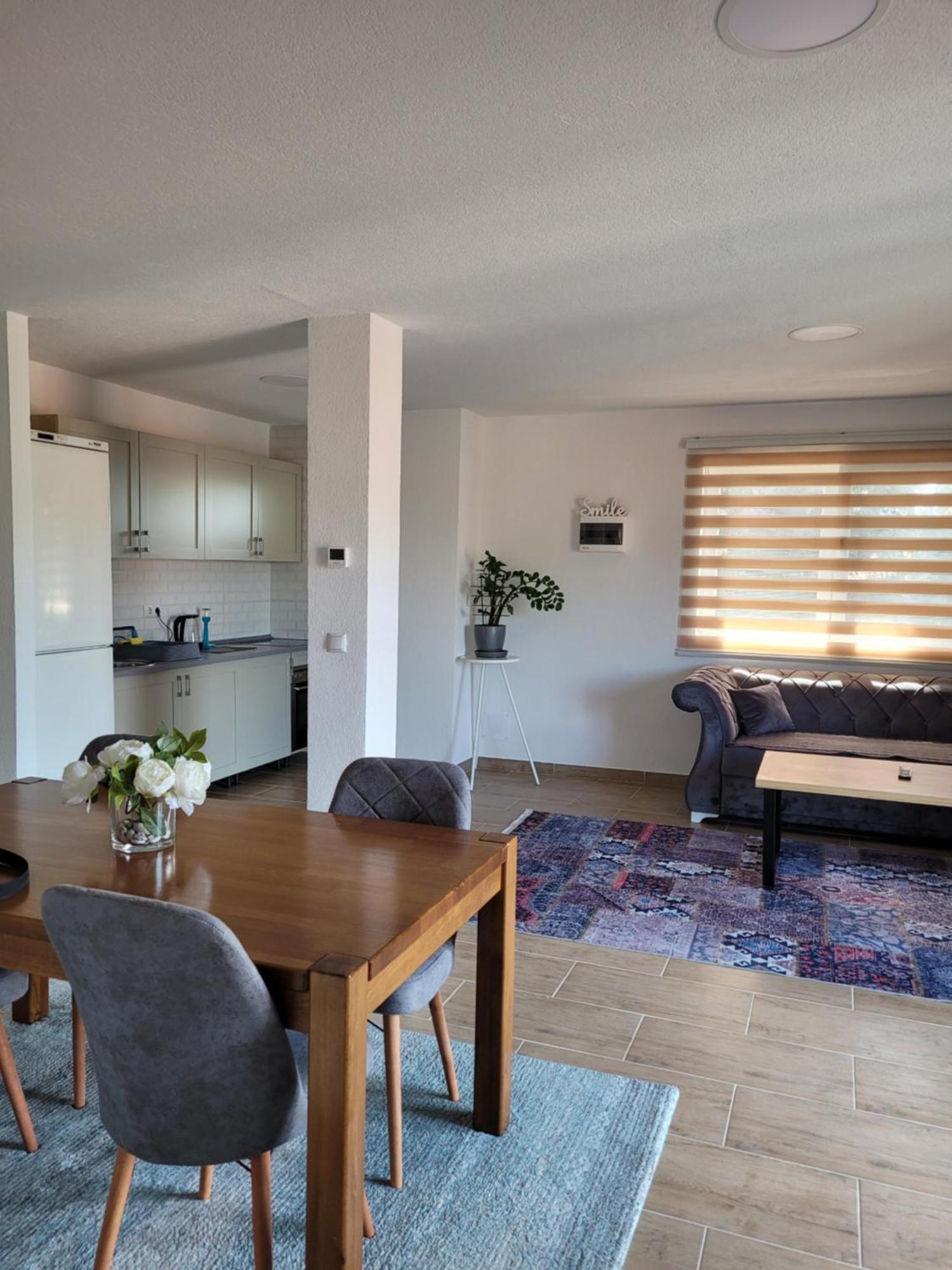 Apartmani Elegance Tuzla Exterior photo