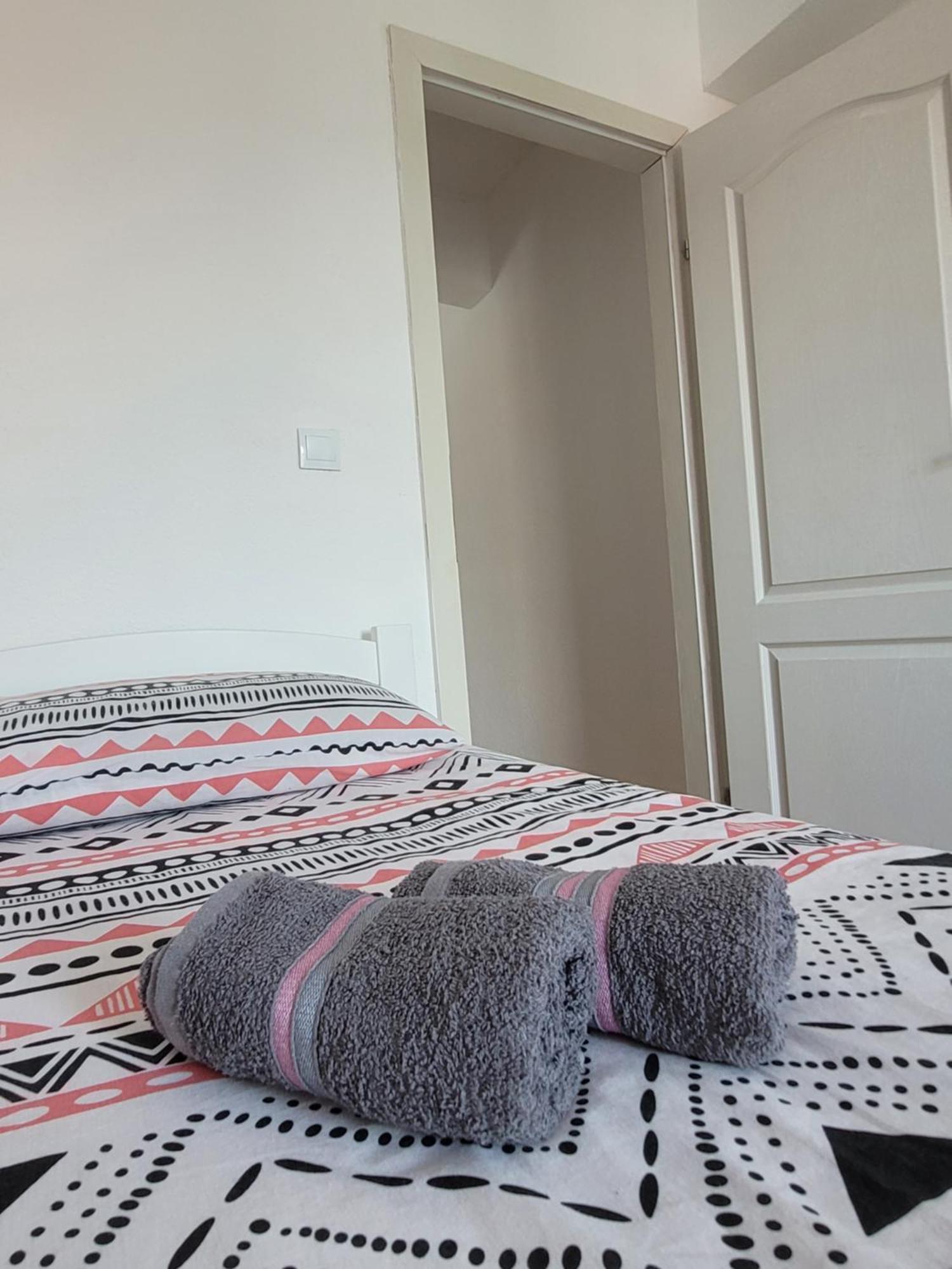 Apartmani Elegance Tuzla Exterior photo