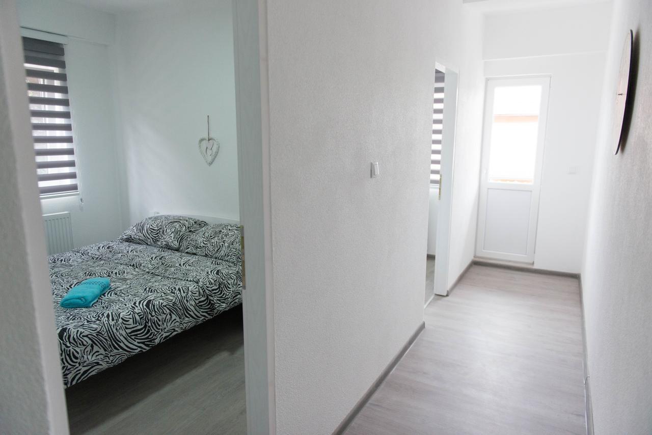 Apartmani Elegance Tuzla Exterior photo