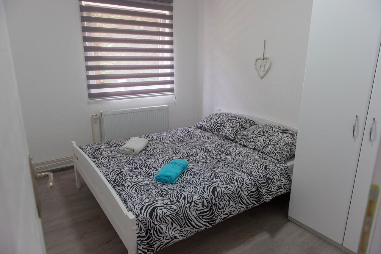 Apartmani Elegance Tuzla Exterior photo